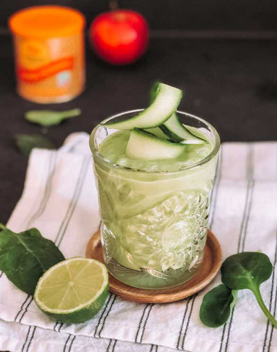 GREEN SMOOTHIE WITH HONEY
